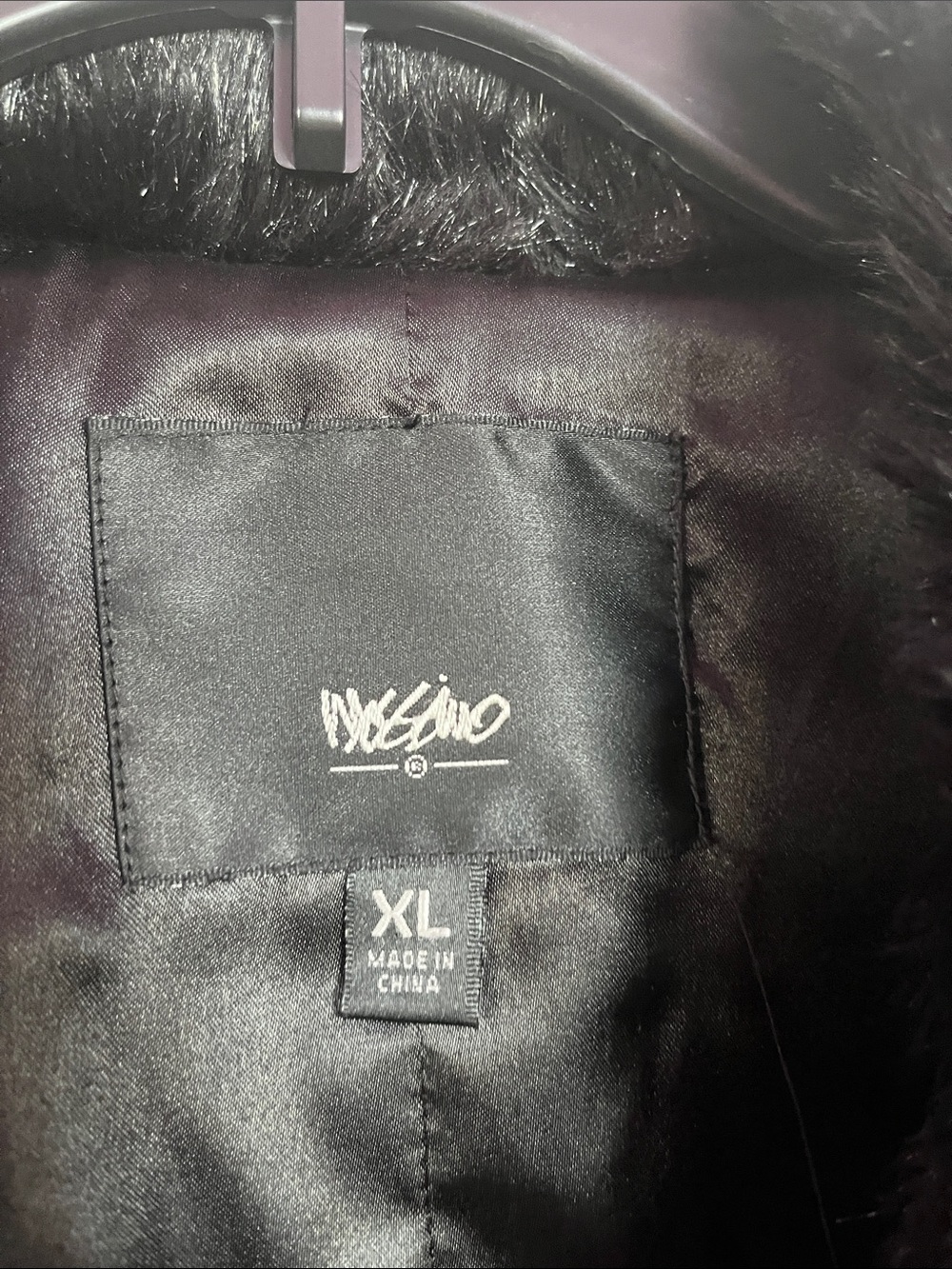 Mossimo Black Faux Fur Cropped Jacket Size XL - Picture 2 of 5